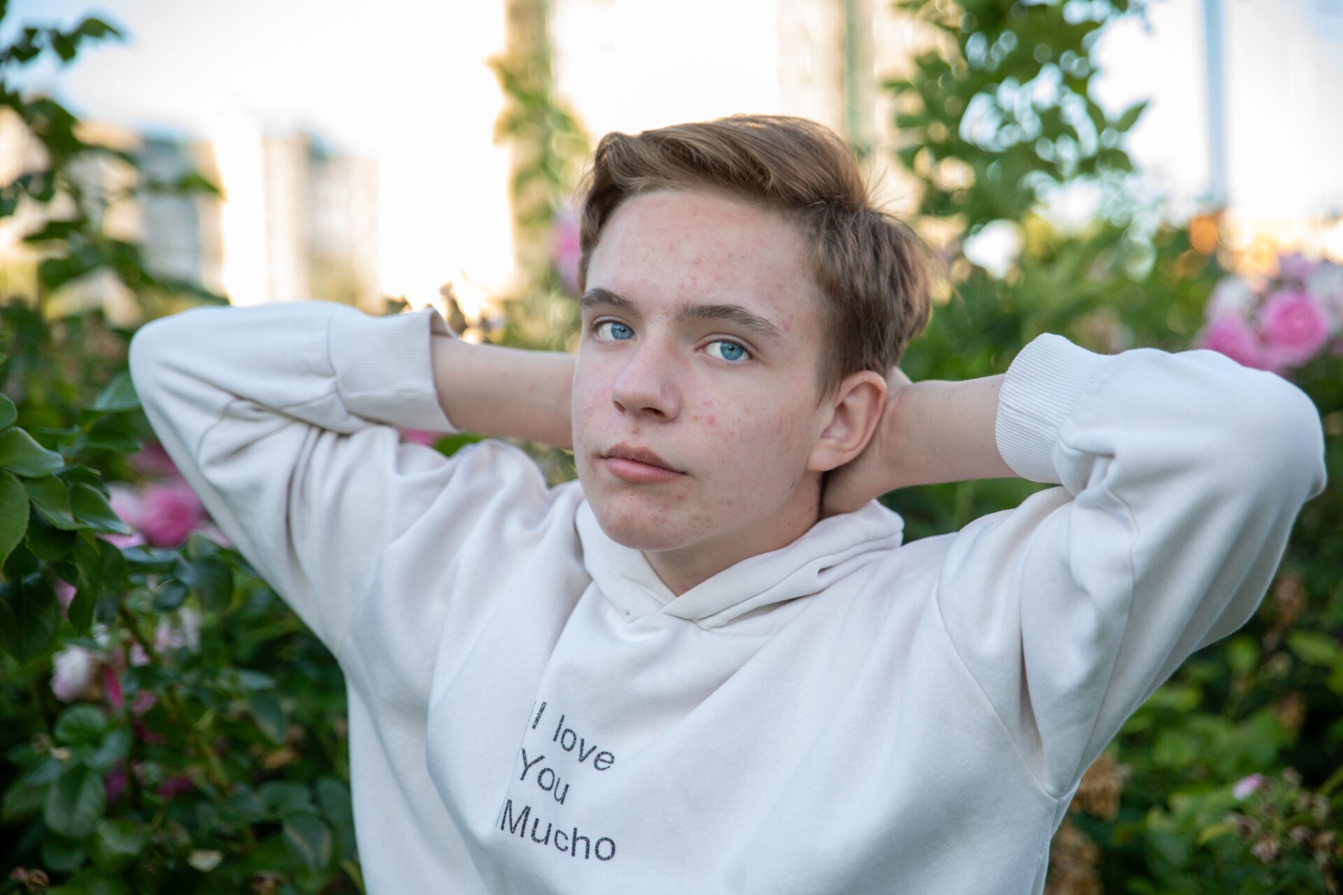 Image default