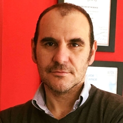 Γιάννης Ξηντάρας